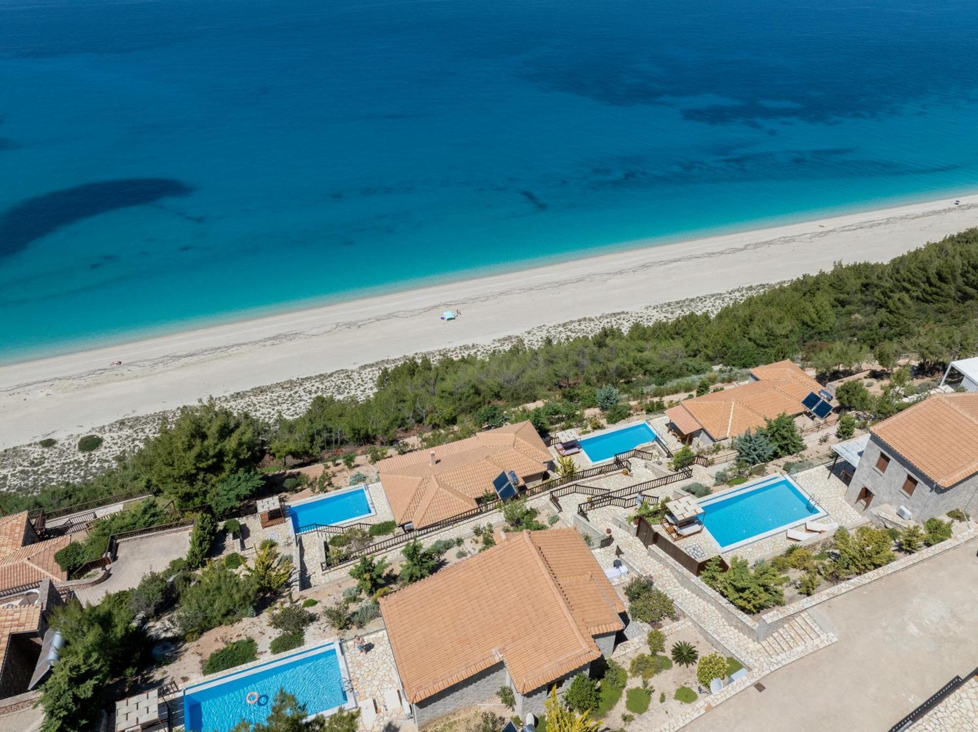 Milos Paradise Luxury Villas Agios Nikitas Exterior photo